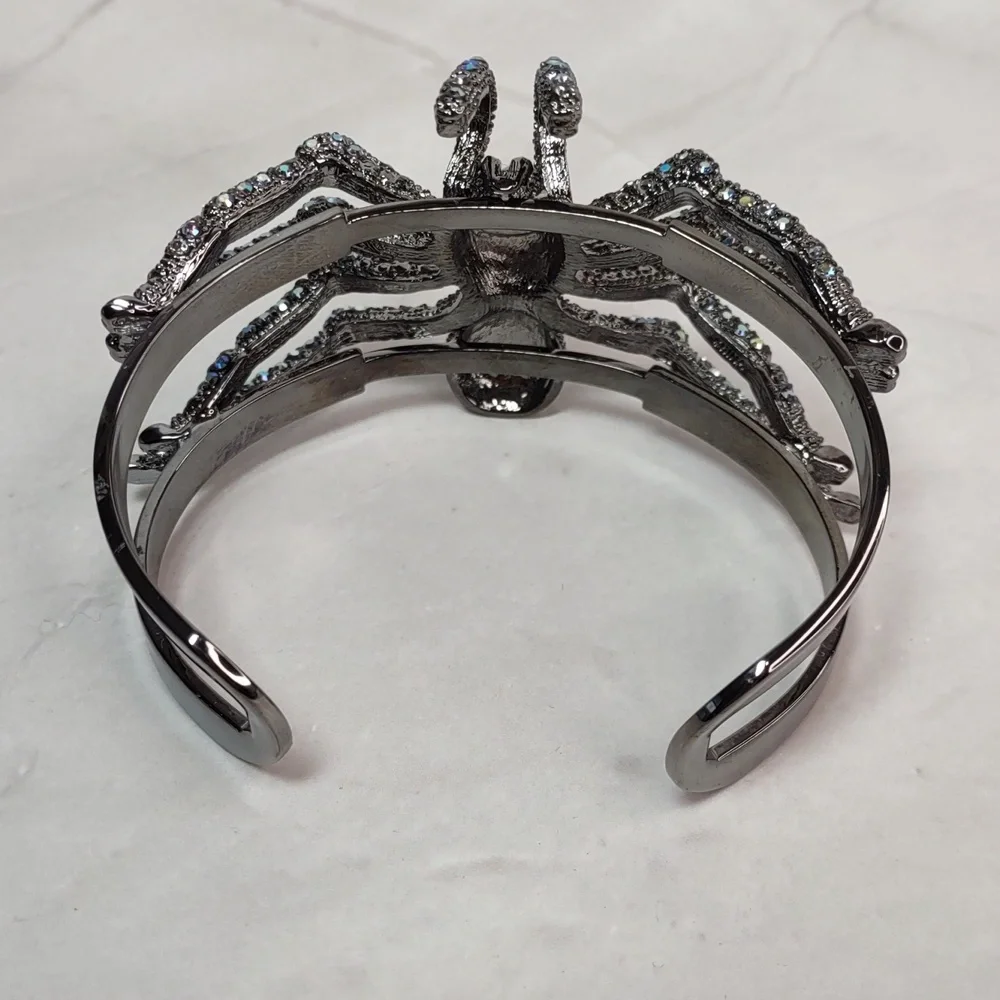 Kirk's Folly Enchanted Aurora Borealis Spider Bracelet - Picture 5 of 10